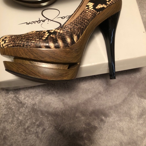 Jessica Simpson platforms - Picture 6 of 6